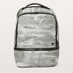 Lululemon City Adventurer Backpack 17L Swerve Vapor Metal Grey / Black